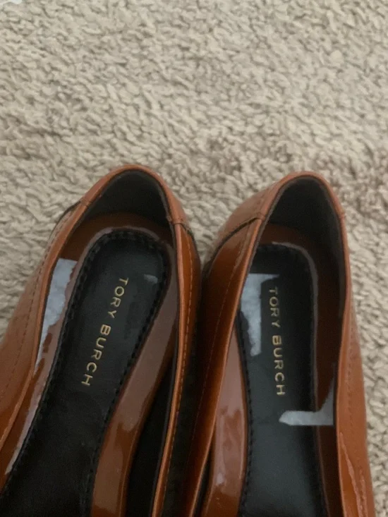 TORY BURCH GEORGIA LOAFER PATENT LEATHER IN TAN CUOIO US SIZE 6 - Picture 4 of 6